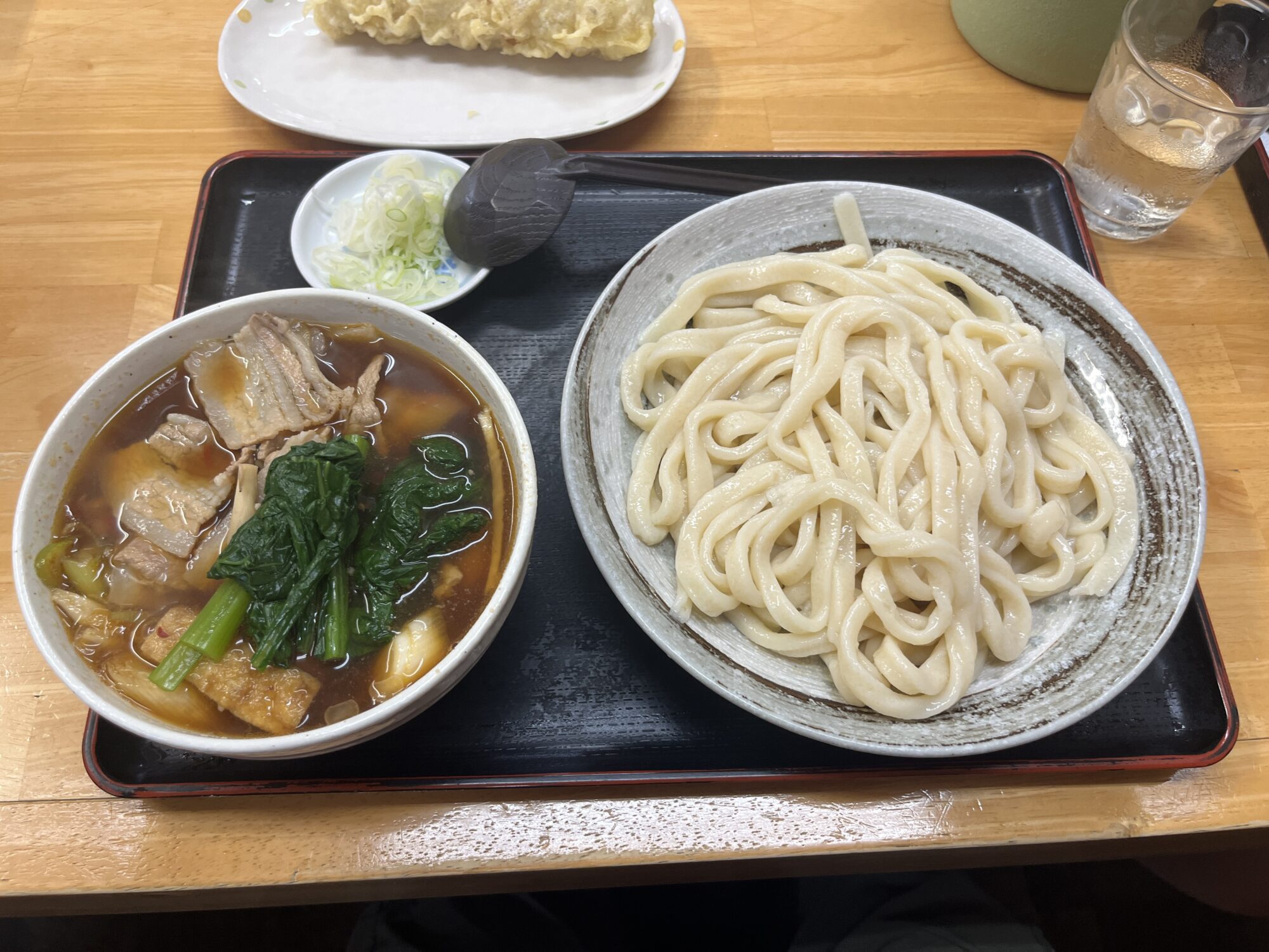 手打ちうどん永井で爆盛りうどんと天ぷら（三芳町）