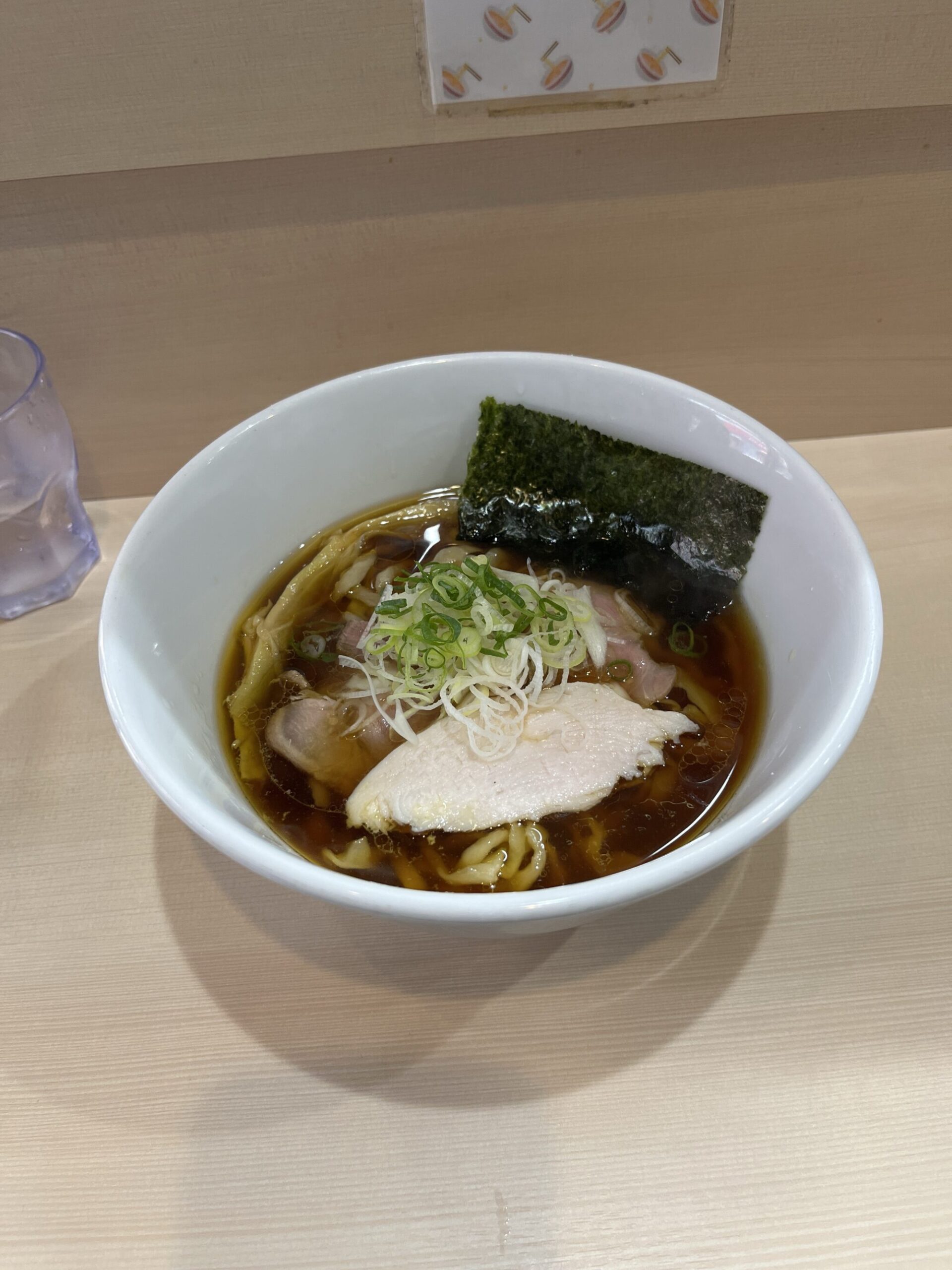 手揉み中華そば中村でシンプルな醤油ラーメン（さいたま市大宮区）