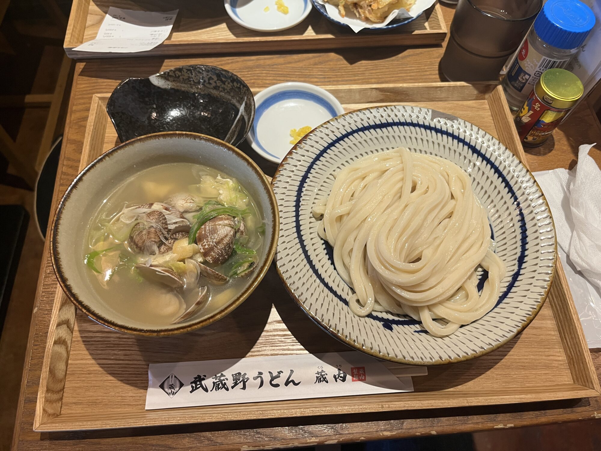 武蔵野うどん蔵内であさり汁うどん（朝霞市）