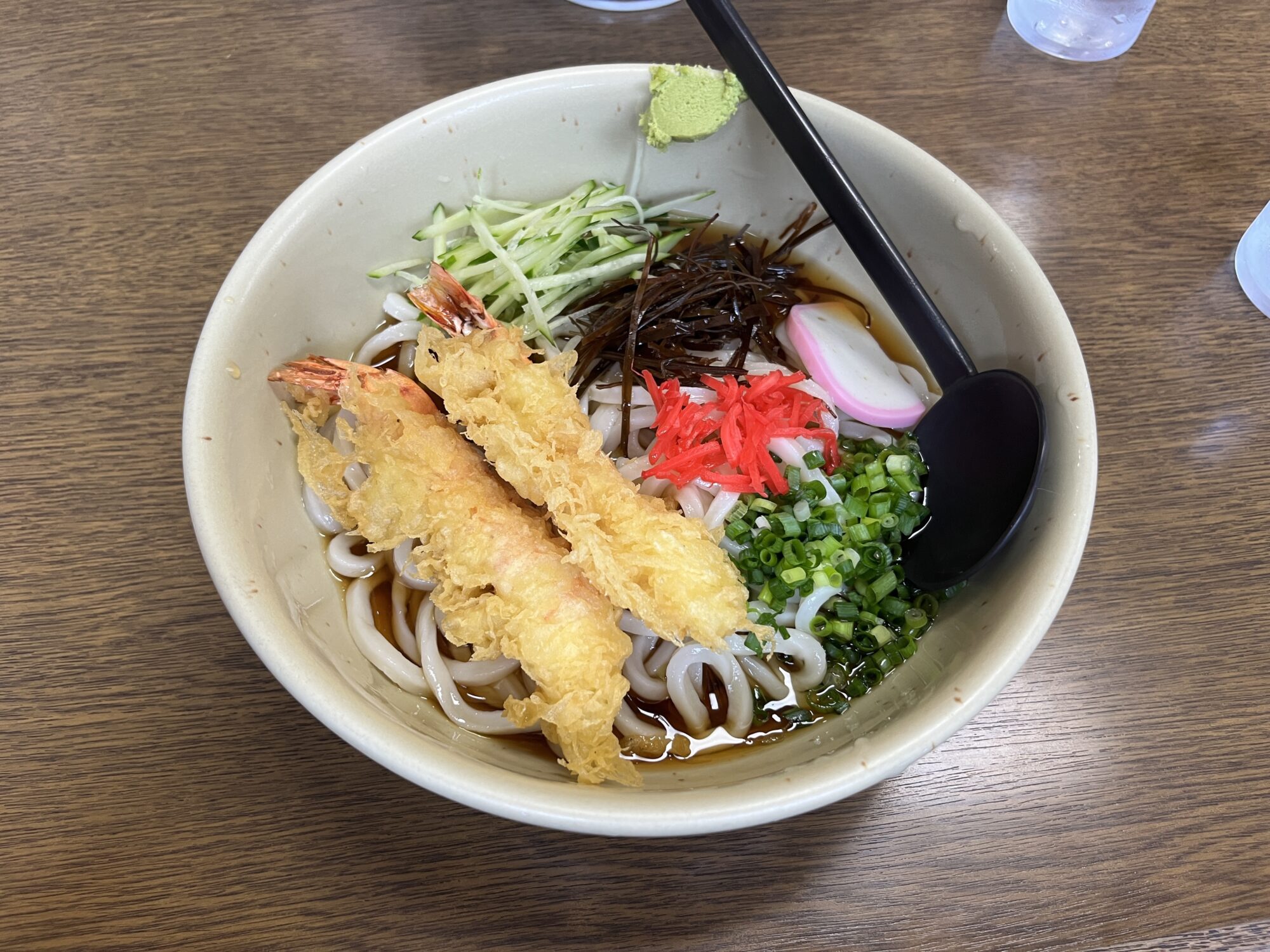 さぬきやで冷やし天ぷらうどん（戸田市）
