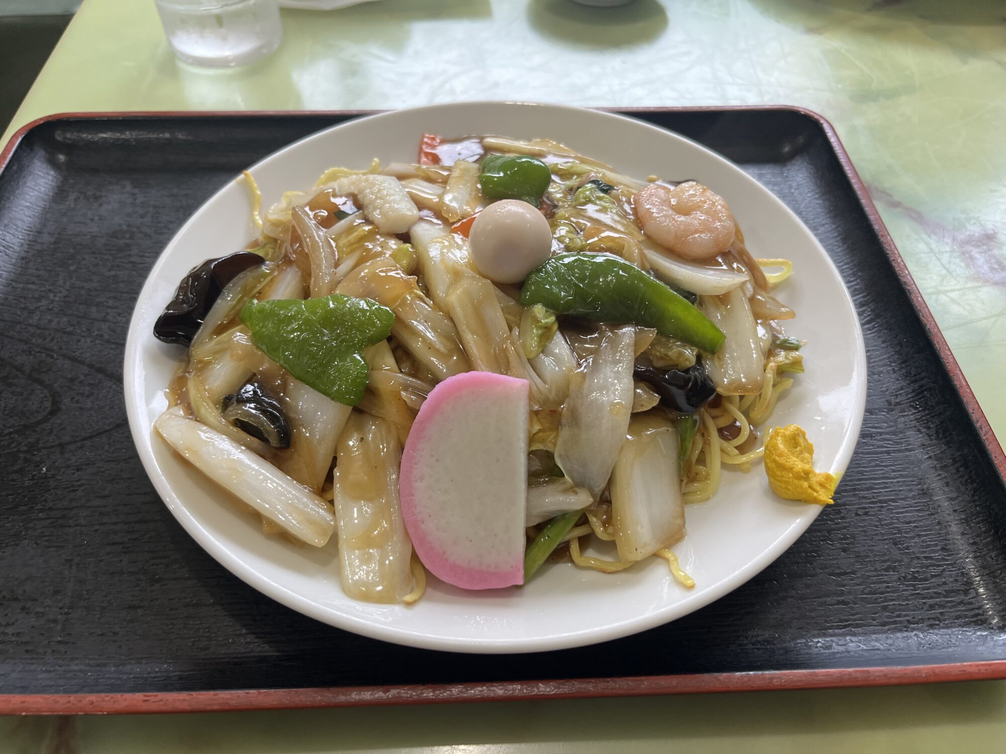 中華たつのこで野菜たっぷりのあんかけやきそば（さいたま市岩槻区）