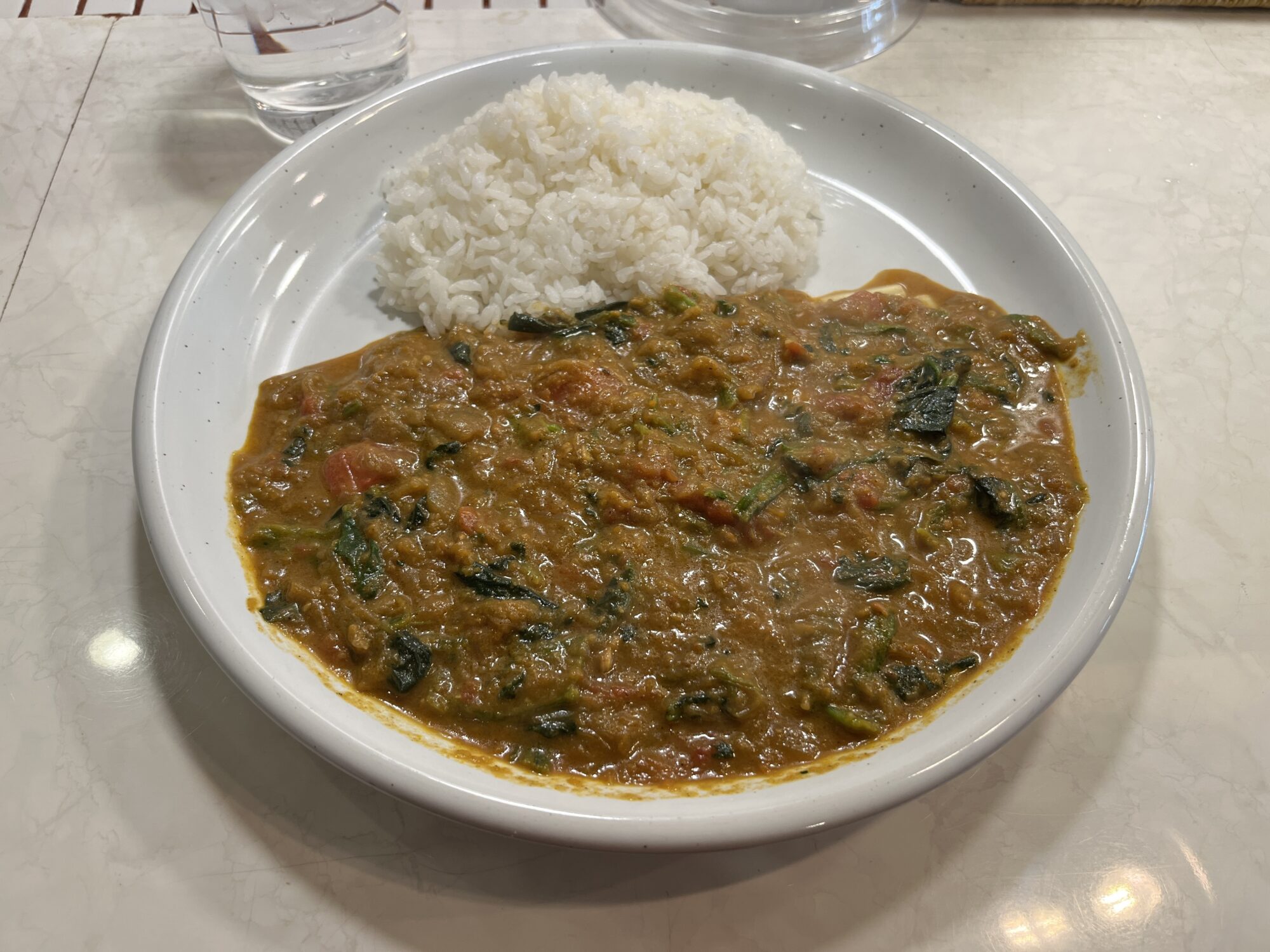 チリチリでチーズとほうれん草のカレー（戸田市）