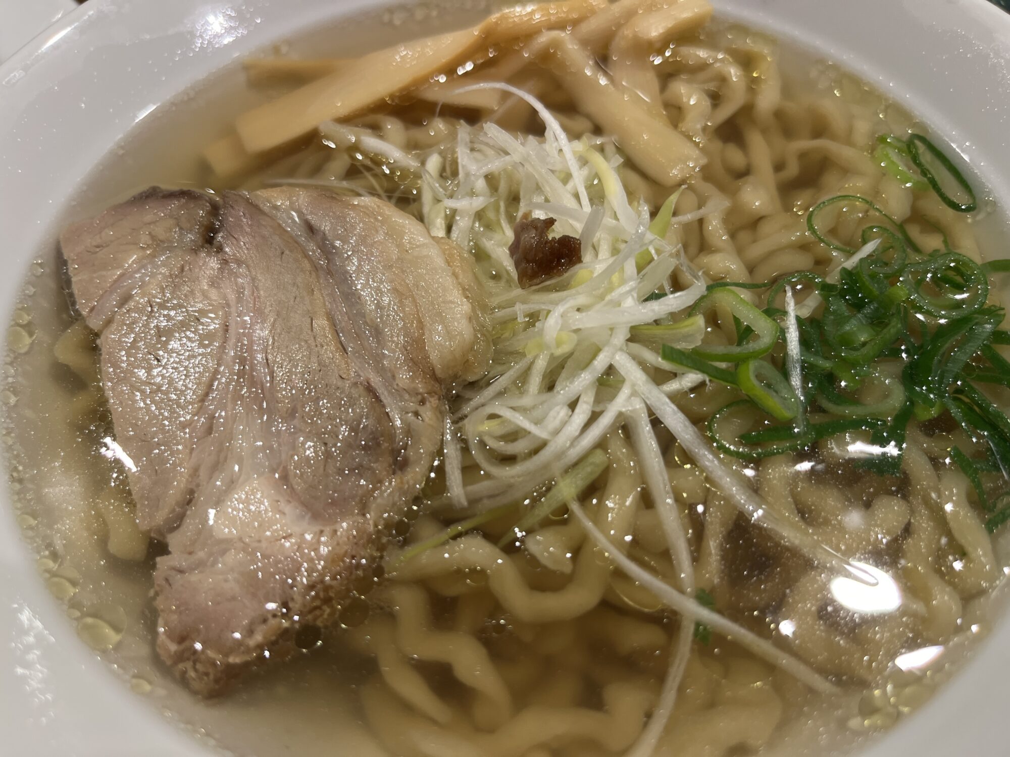 一乃瀬でスッキリ白醤油ラーメン（さいたま市西区）